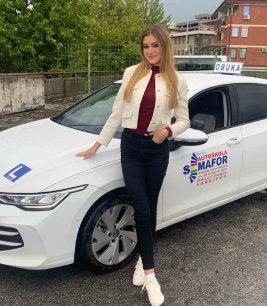 testimonials-two__carousel__item__image